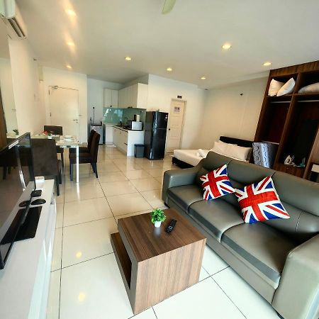 Ls Mansion One Apartment George Town Bagian luar foto