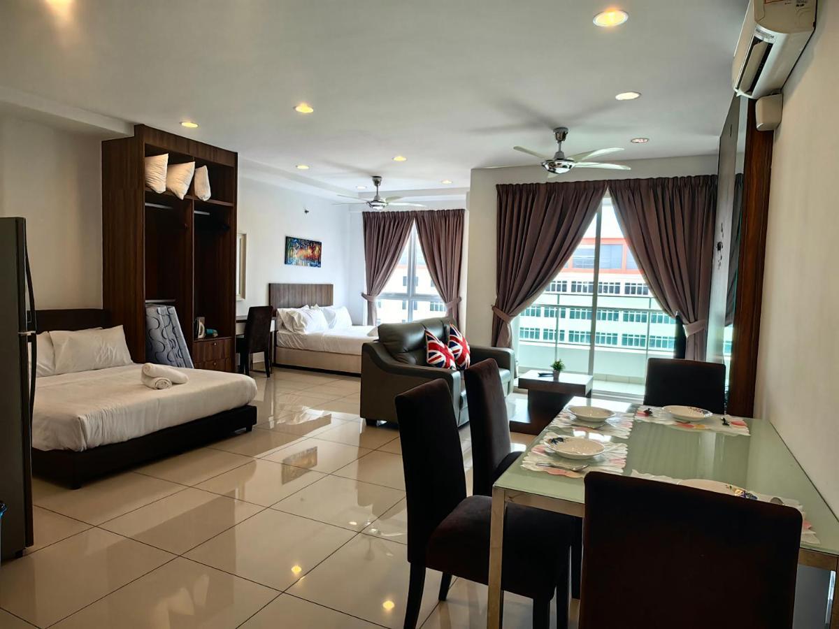 Ls Mansion One Apartment George Town Bagian luar foto
