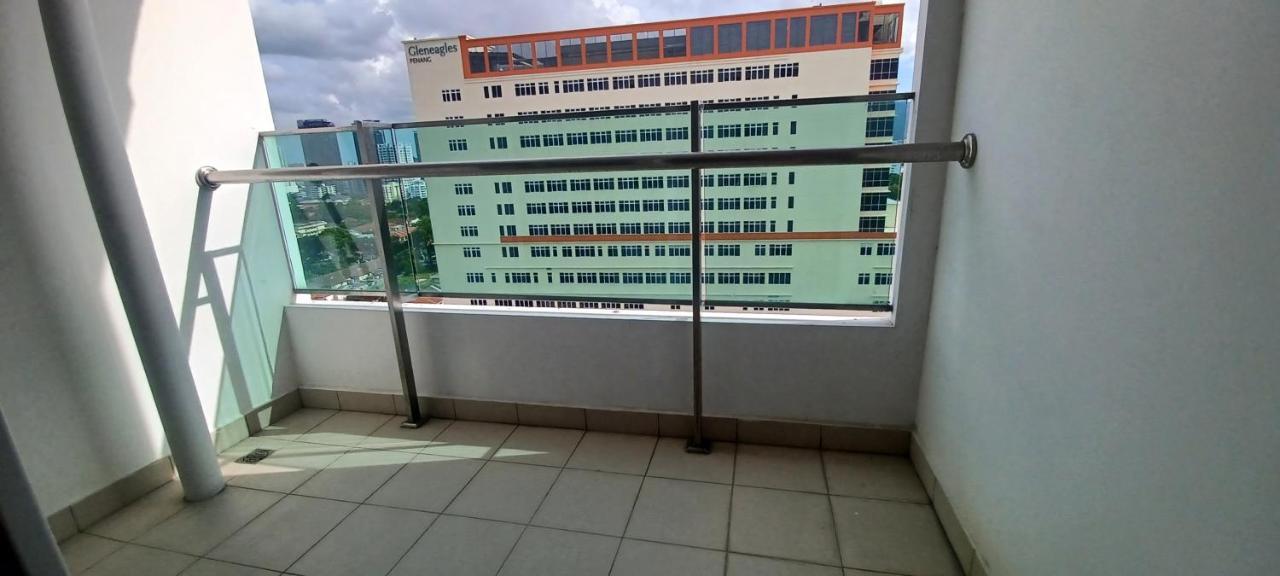 Ls Mansion One Apartment George Town Bagian luar foto